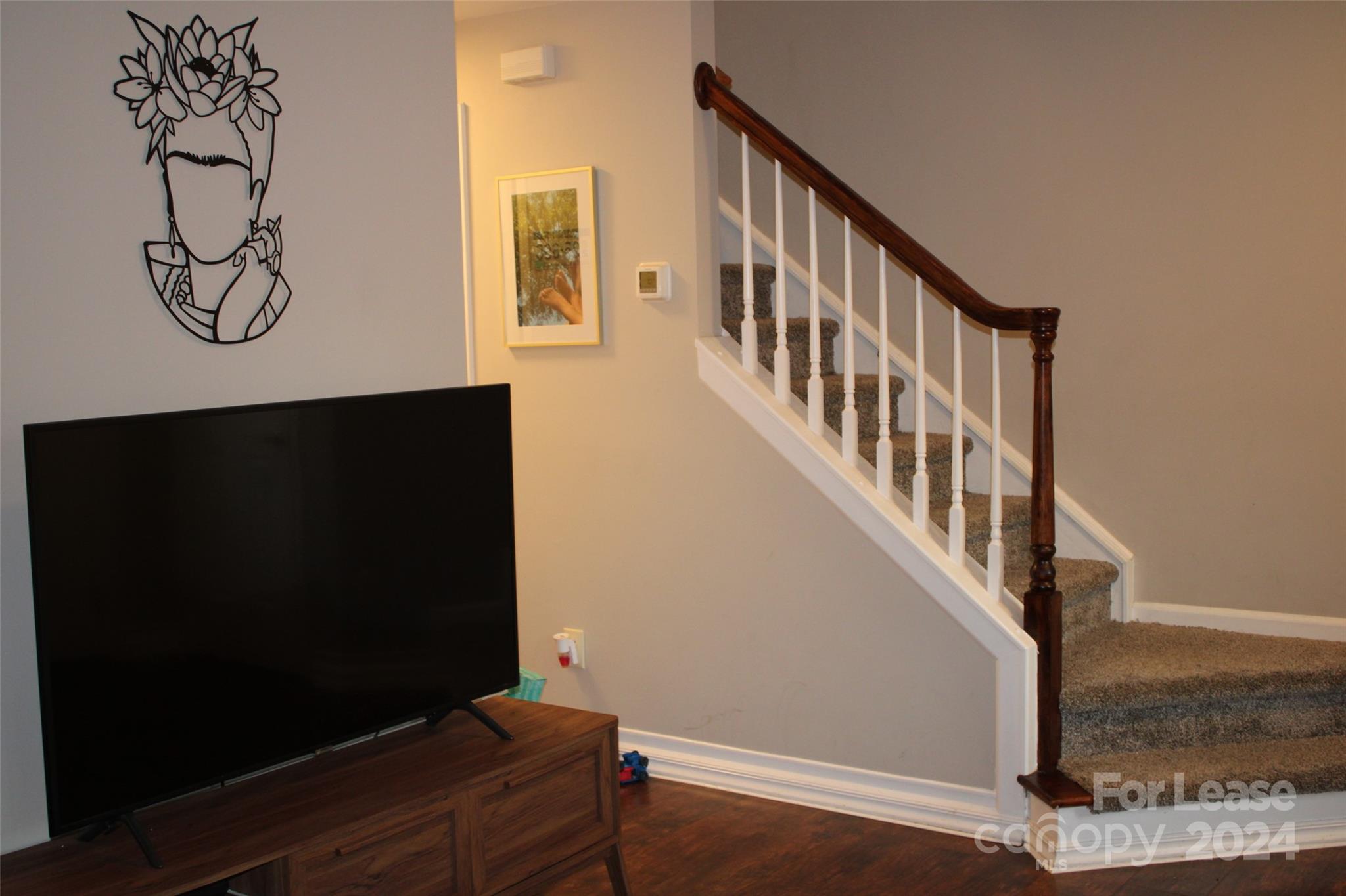 Oakhurst - Residential Lease