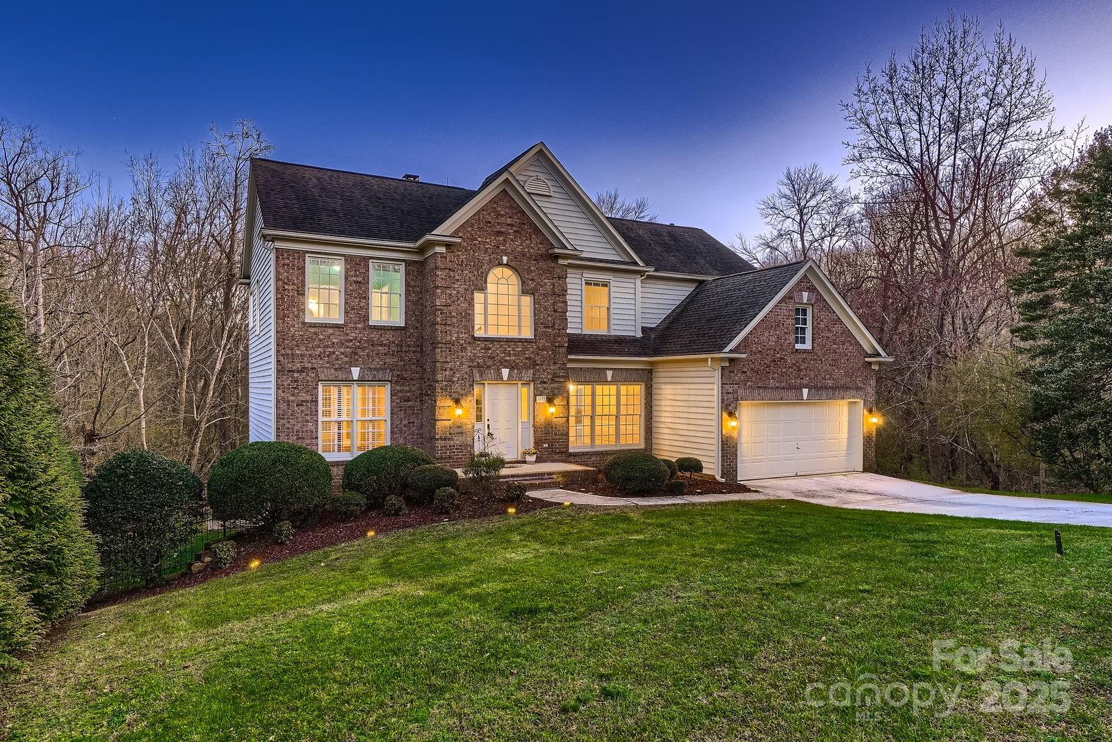 2835 Peverell Lane