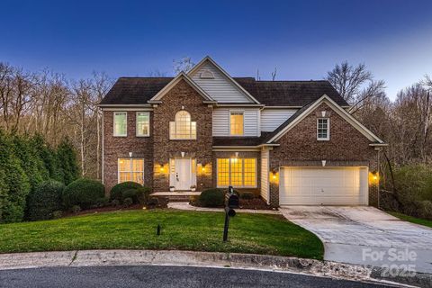 2835 Peverell Lane Charlotte NC 28270