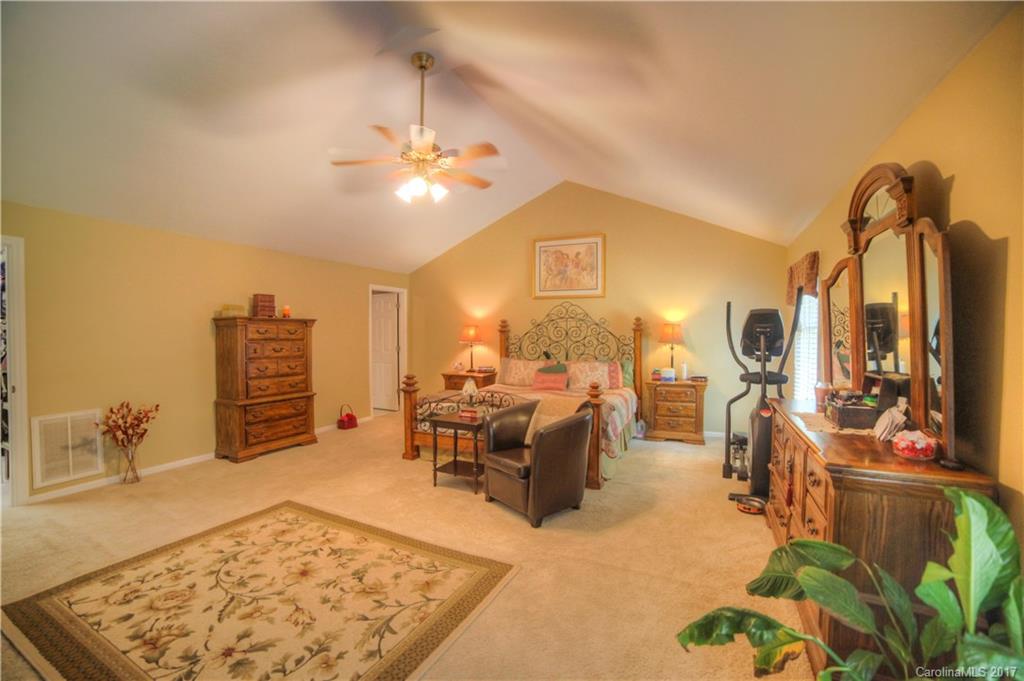 Country Oaks - Residential