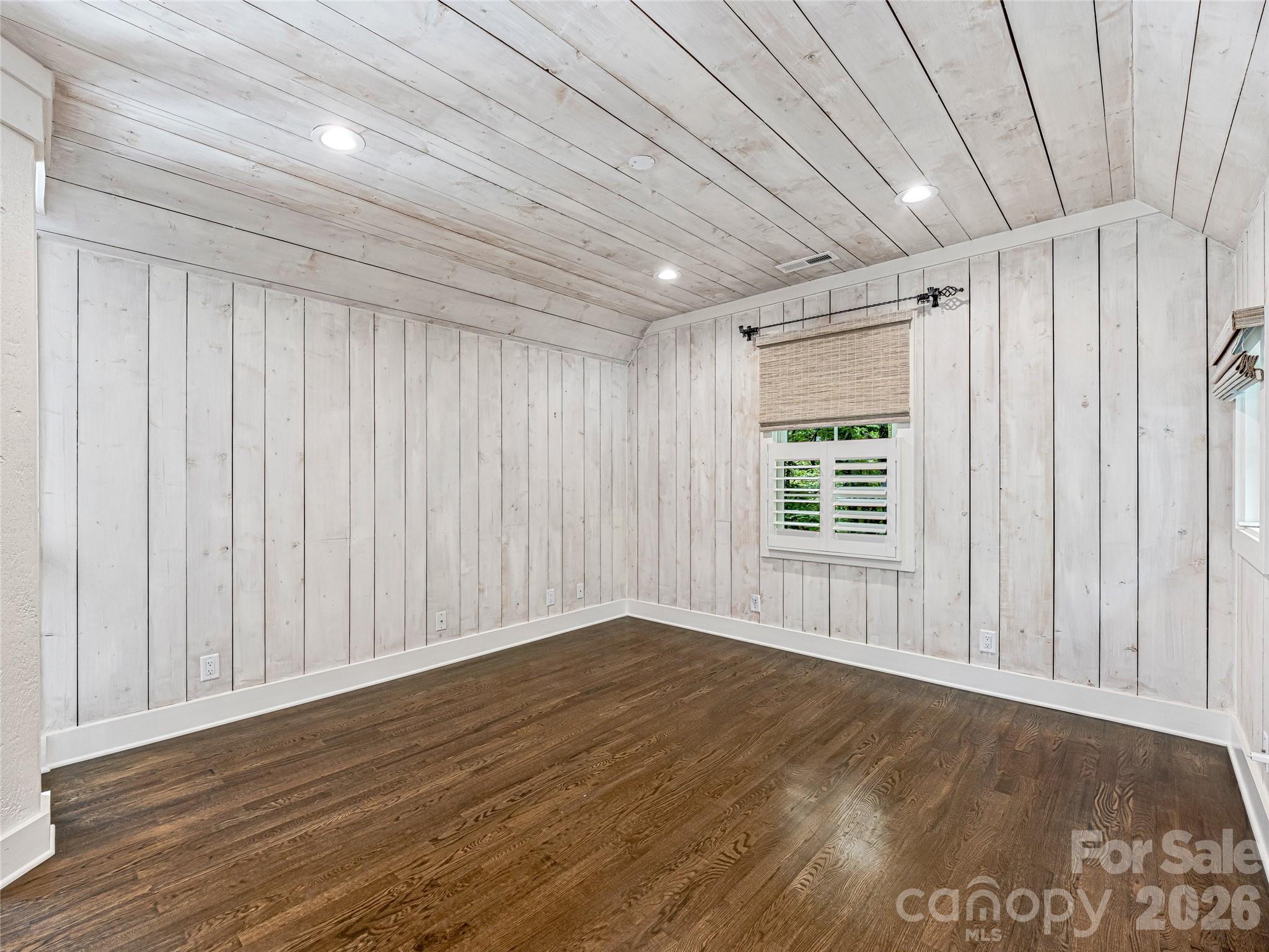 Lake Toxaway Estates - Residential