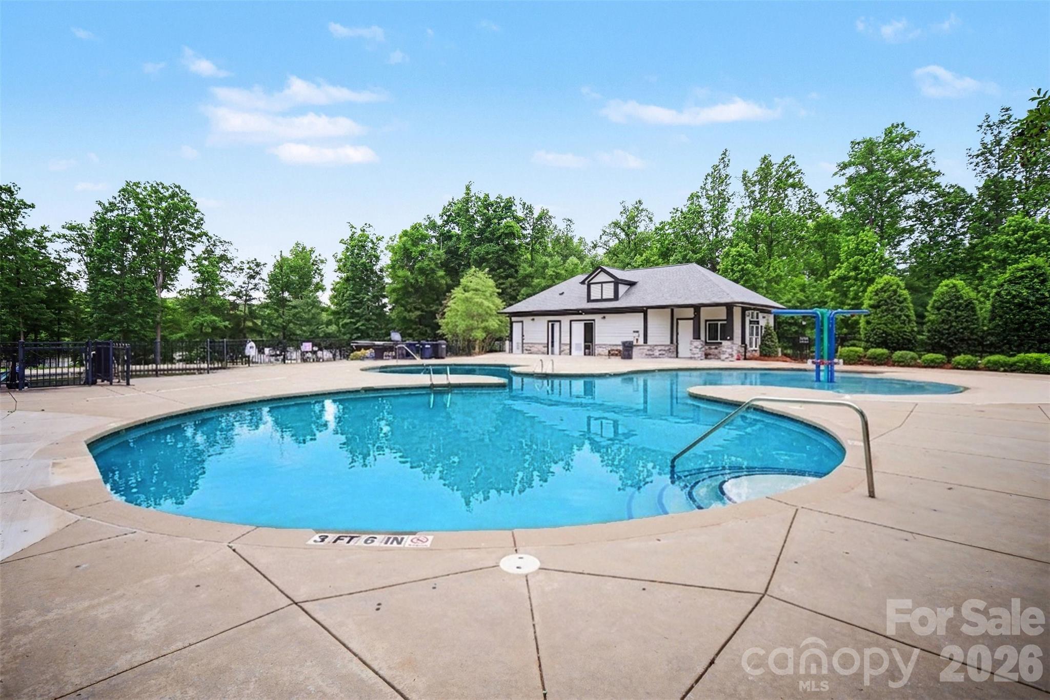 The Vineyards on Lake Wylie - Residential
