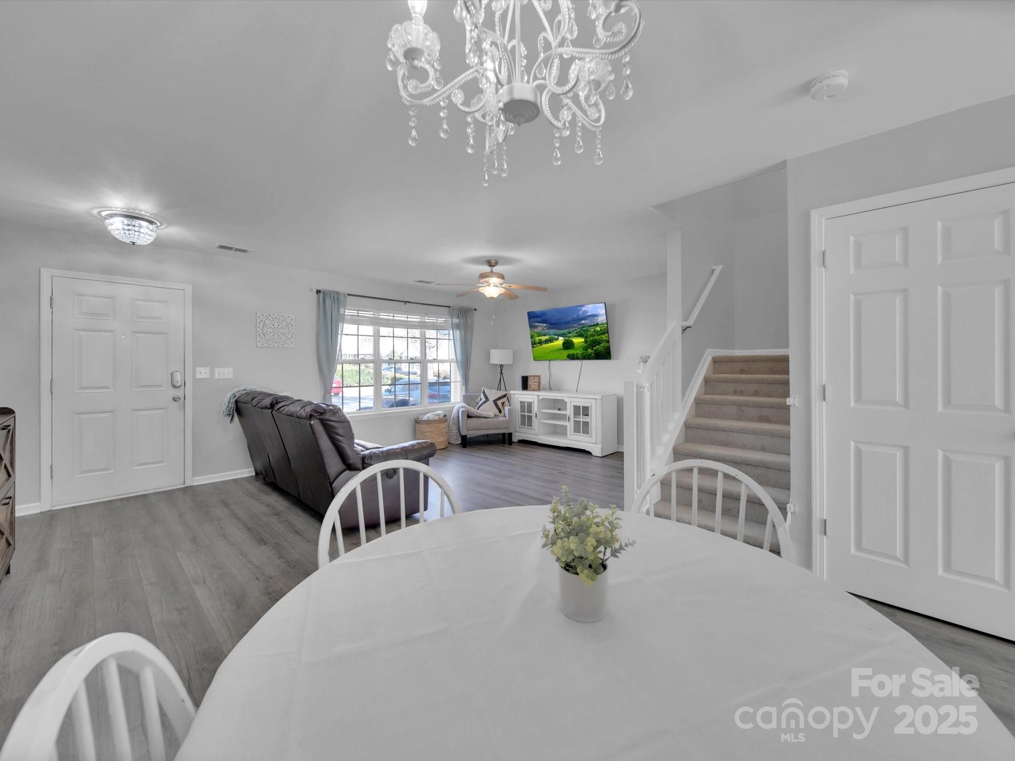 The Townes At River Crossing - Residential