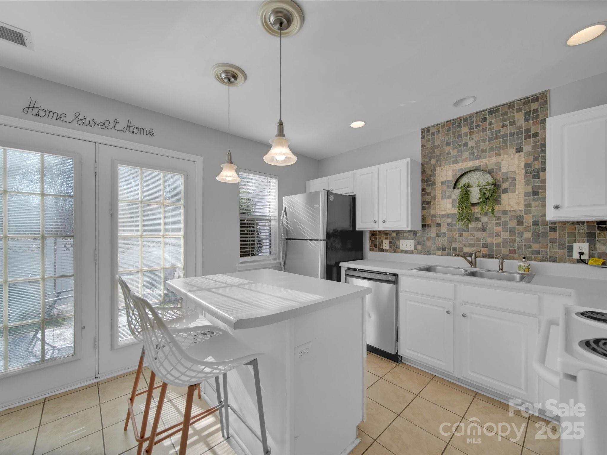 The Townes At River Crossing - Residential