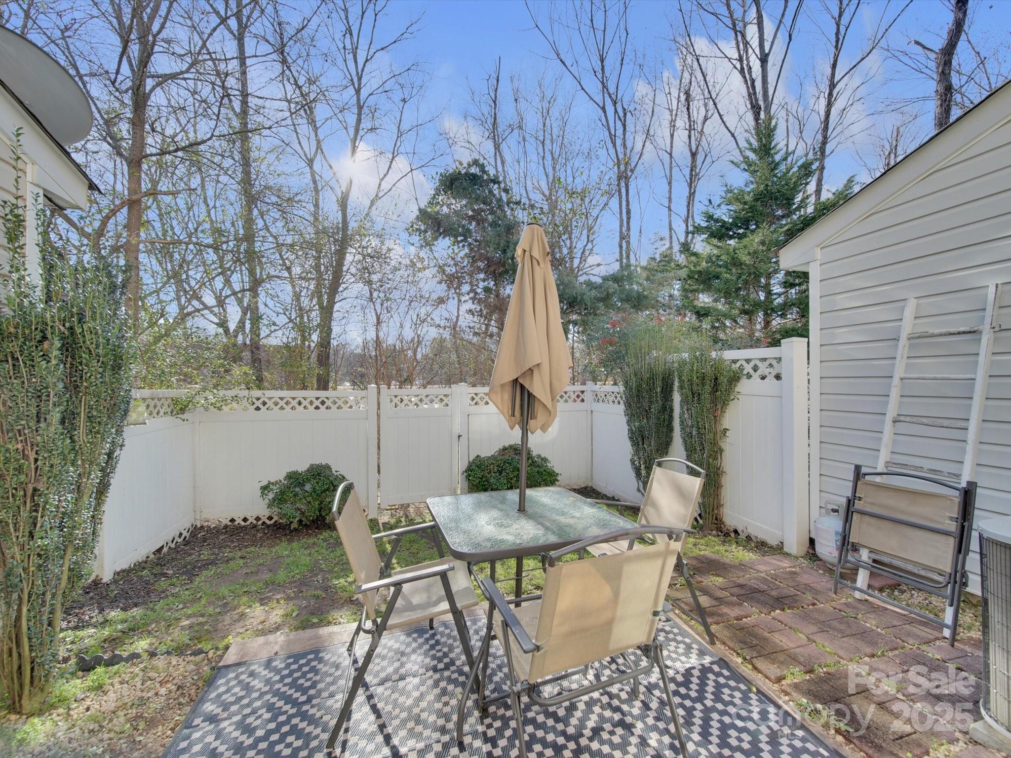 The Townes At River Crossing - Residential