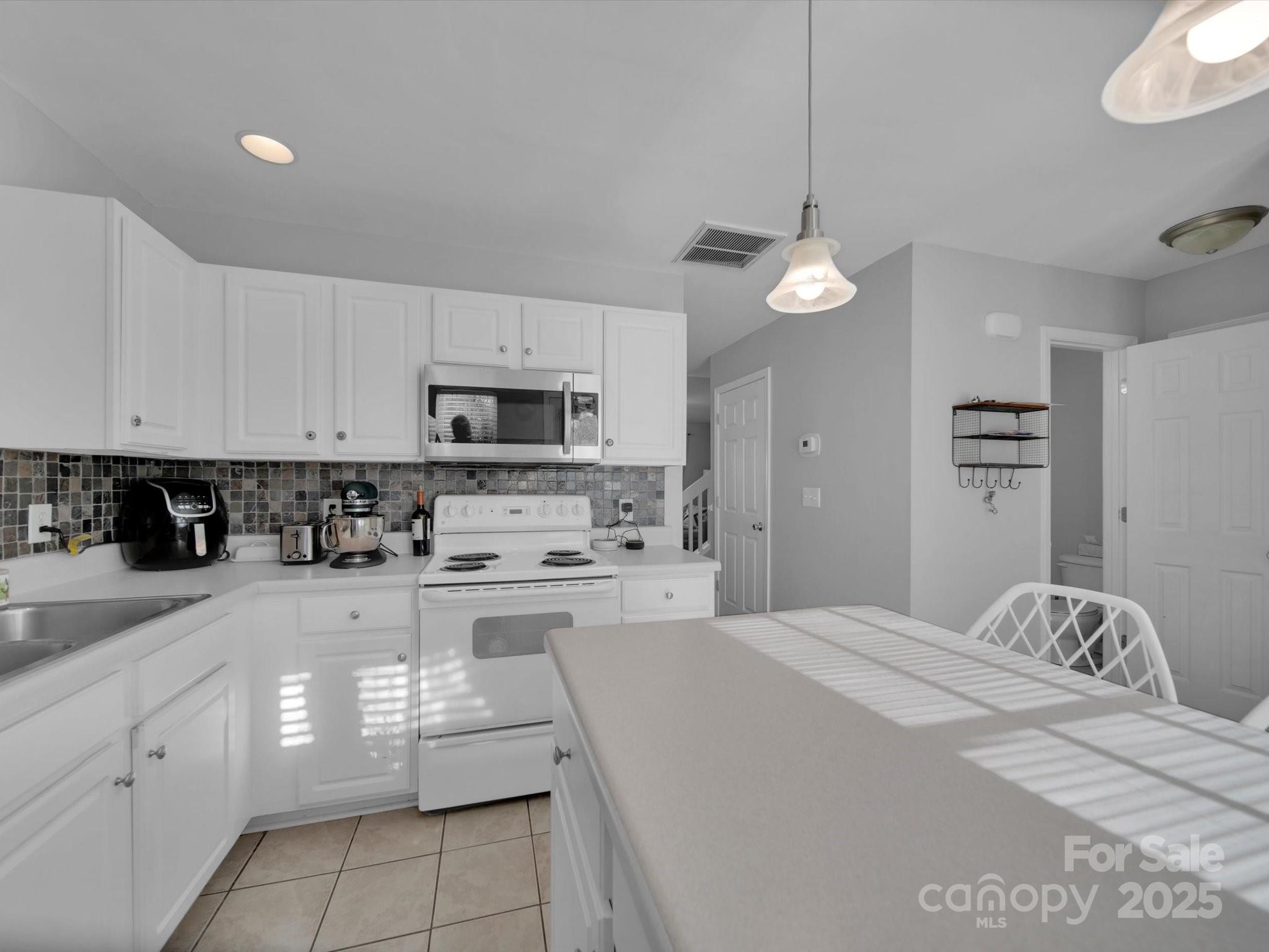 The Townes At River Crossing - Residential