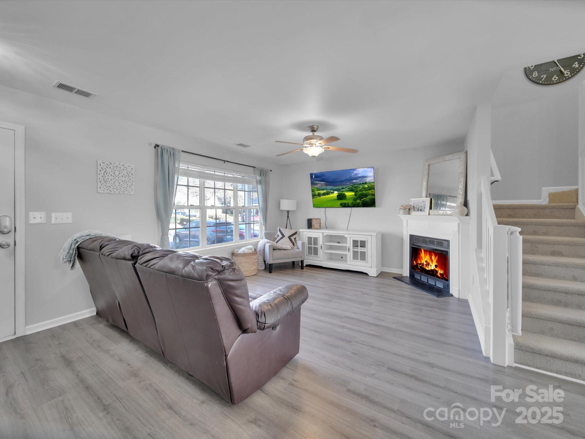 The Townes At River Crossing - Residential