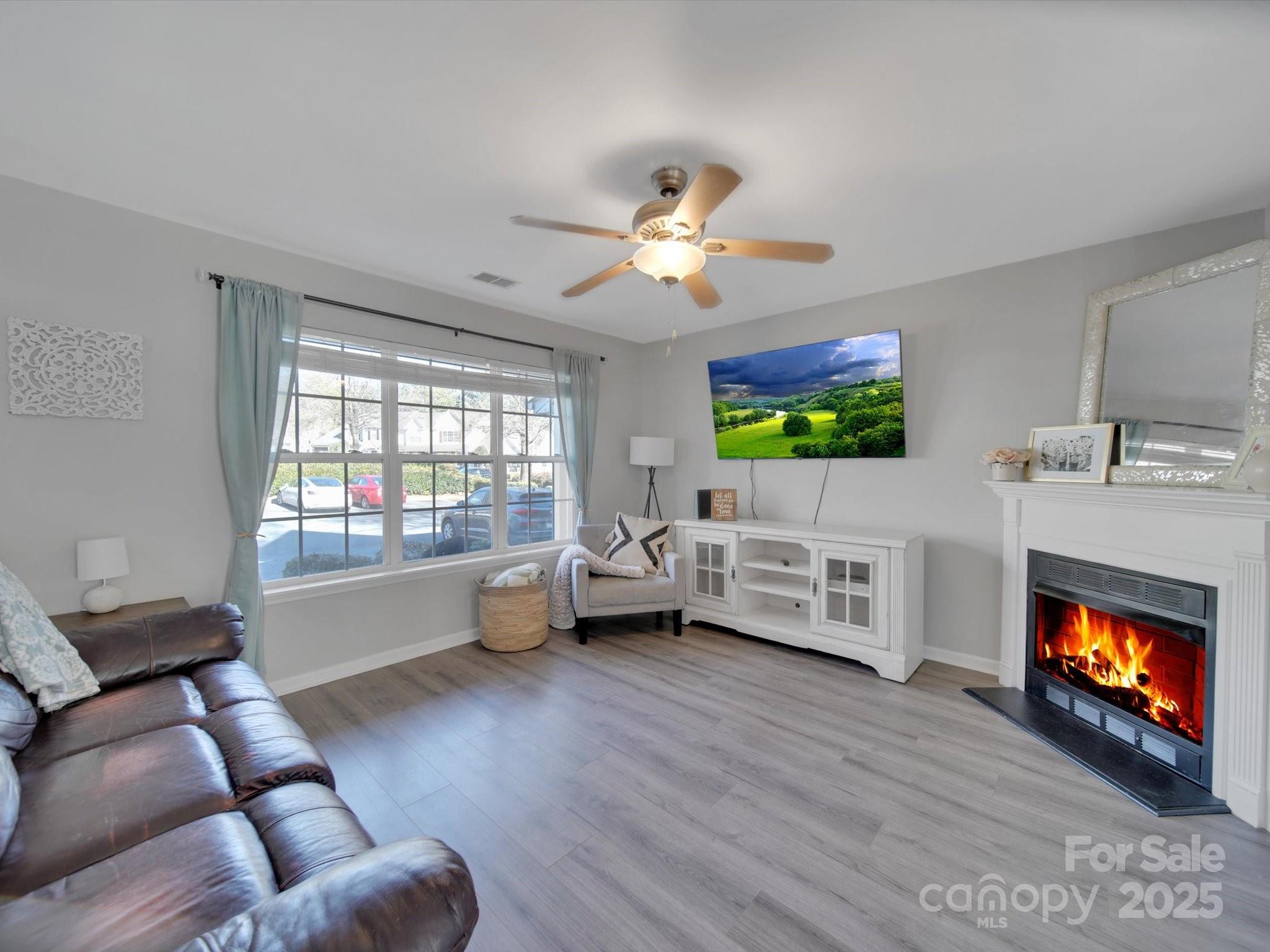 The Townes At River Crossing - Residential