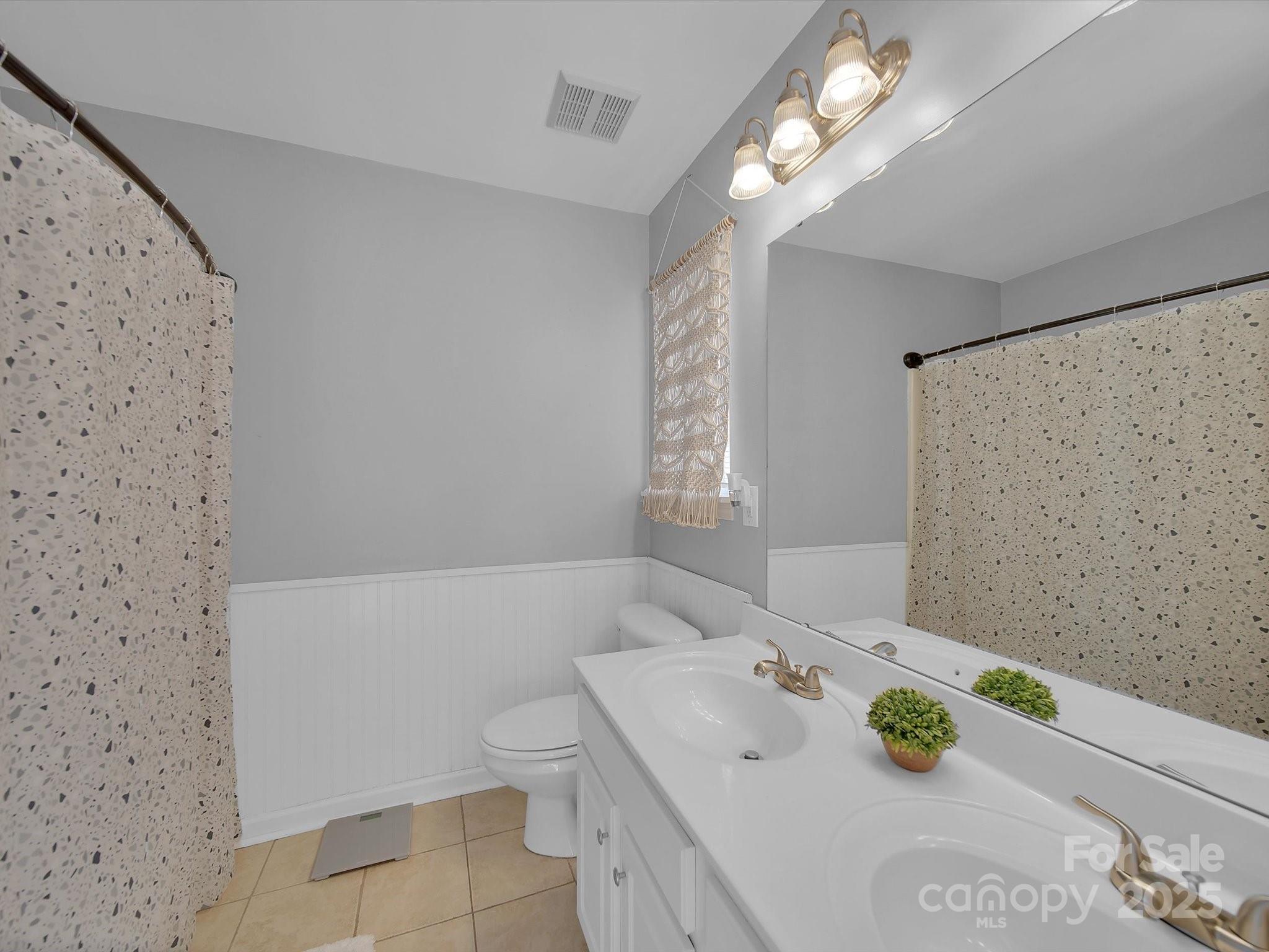 The Townes At River Crossing - Residential