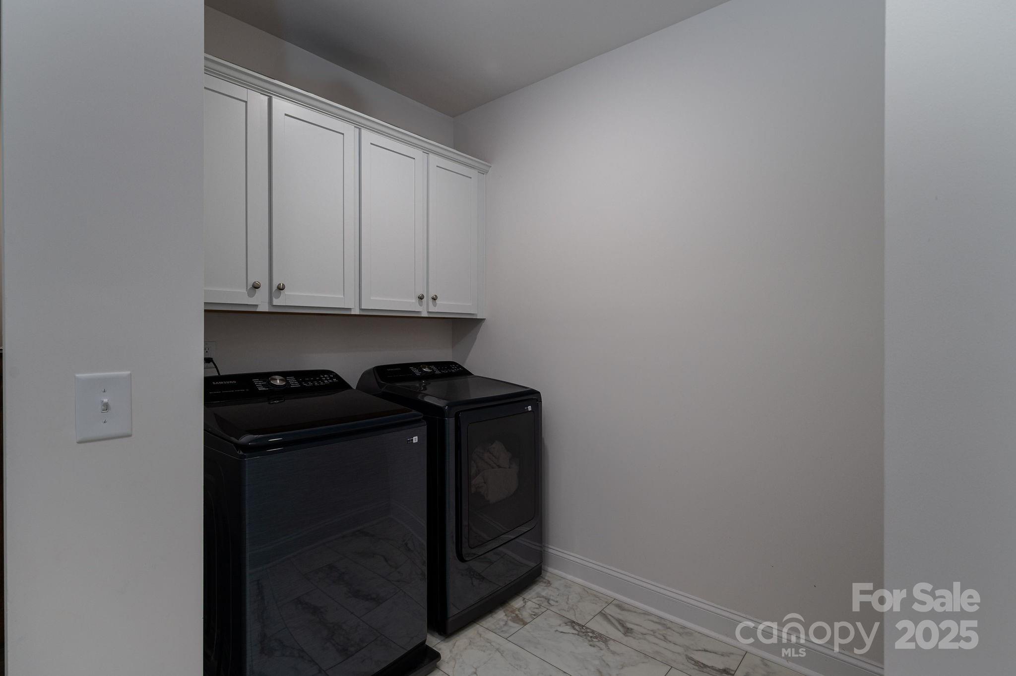 Troutman, North Carolina 28166, United States, 5 Bedrooms Bedrooms, ,4 BathroomsBathrooms,Residential,Active,143390