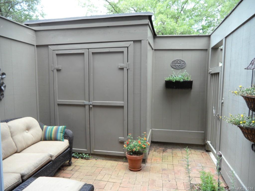 Sir Johns Hill - Residential Lease