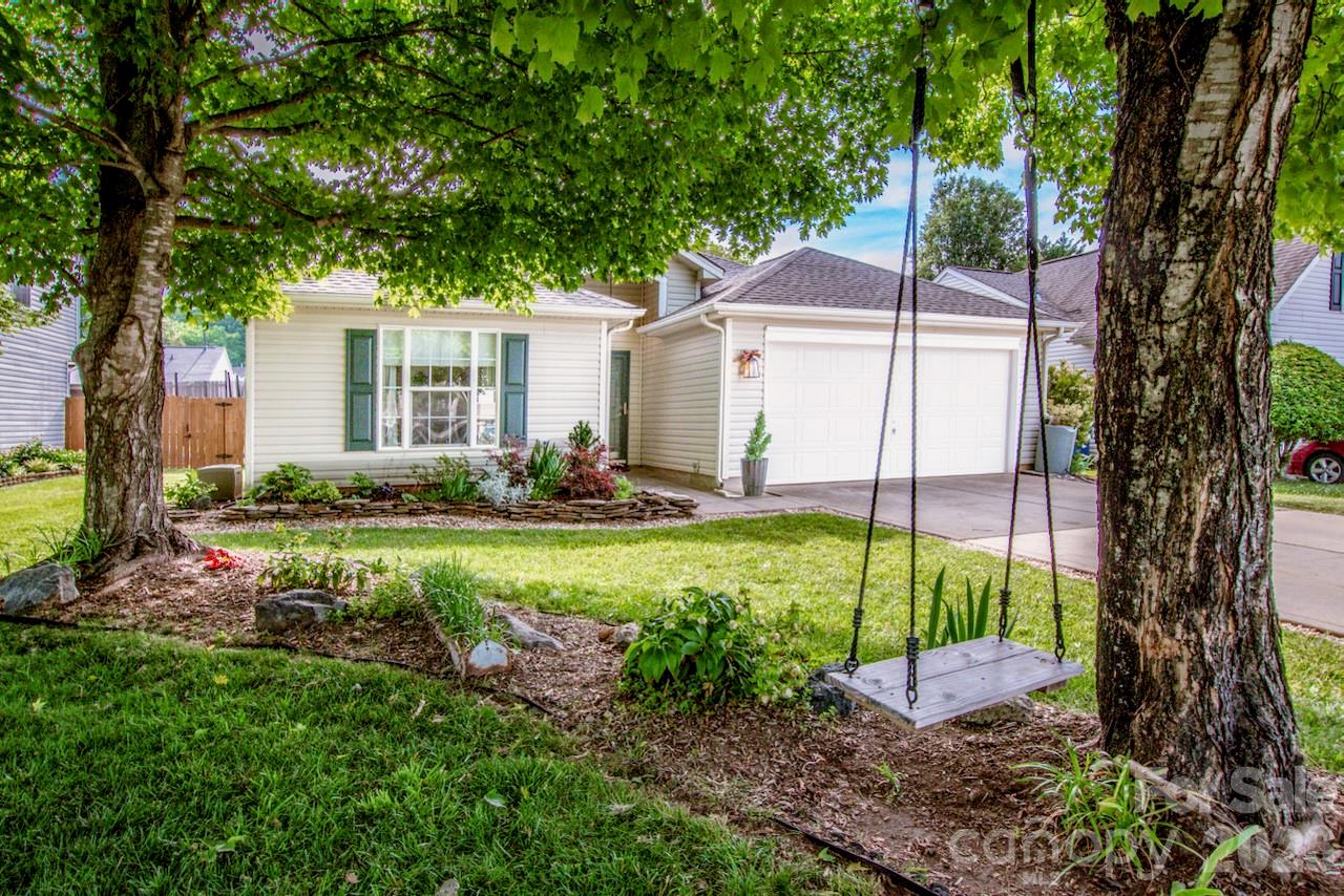 122 Creston Court