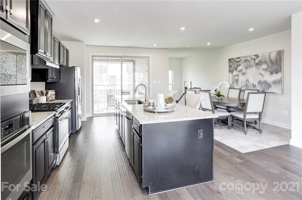 Trinity Townes - Residential