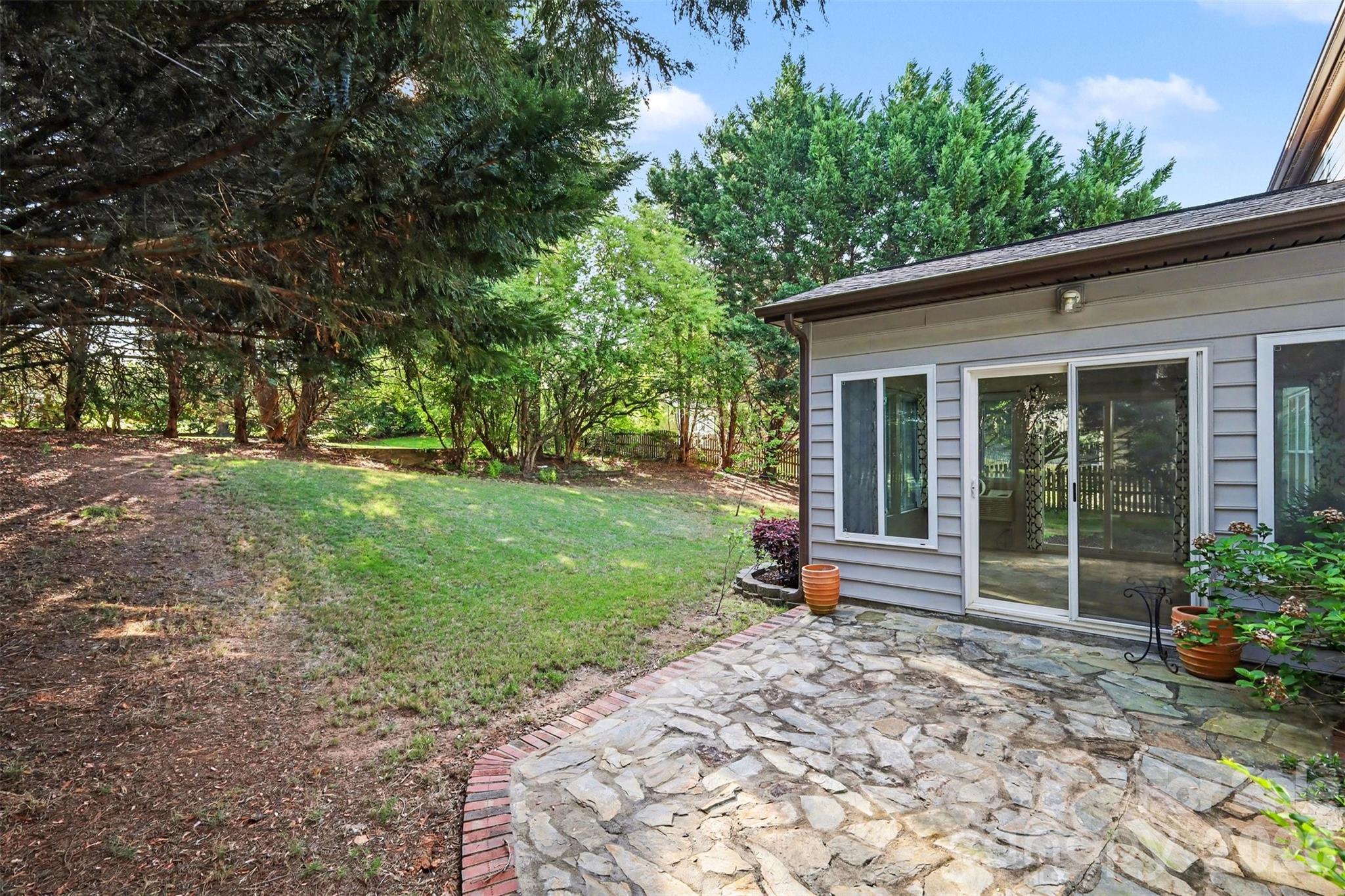 Weston Glen - Residential