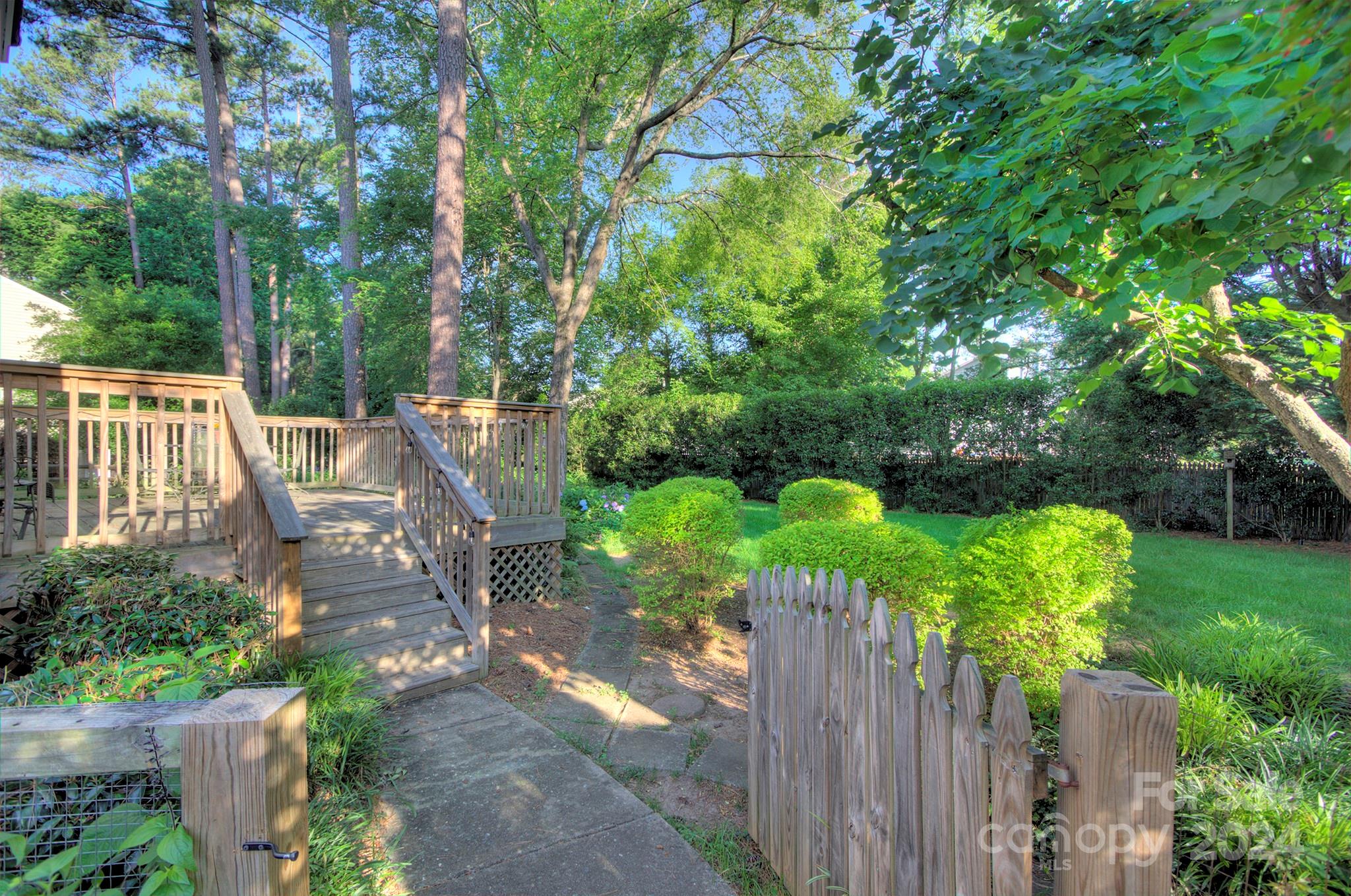 Williamsburg - Residential