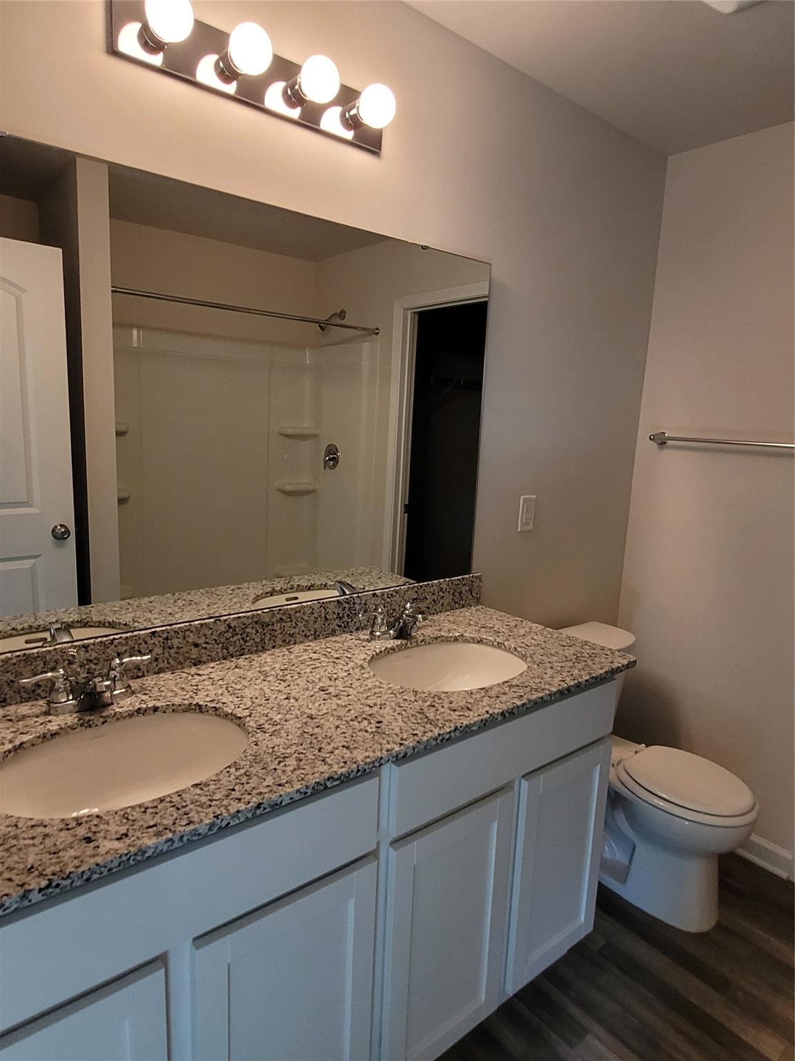 Ashton Manor - Residential Lease