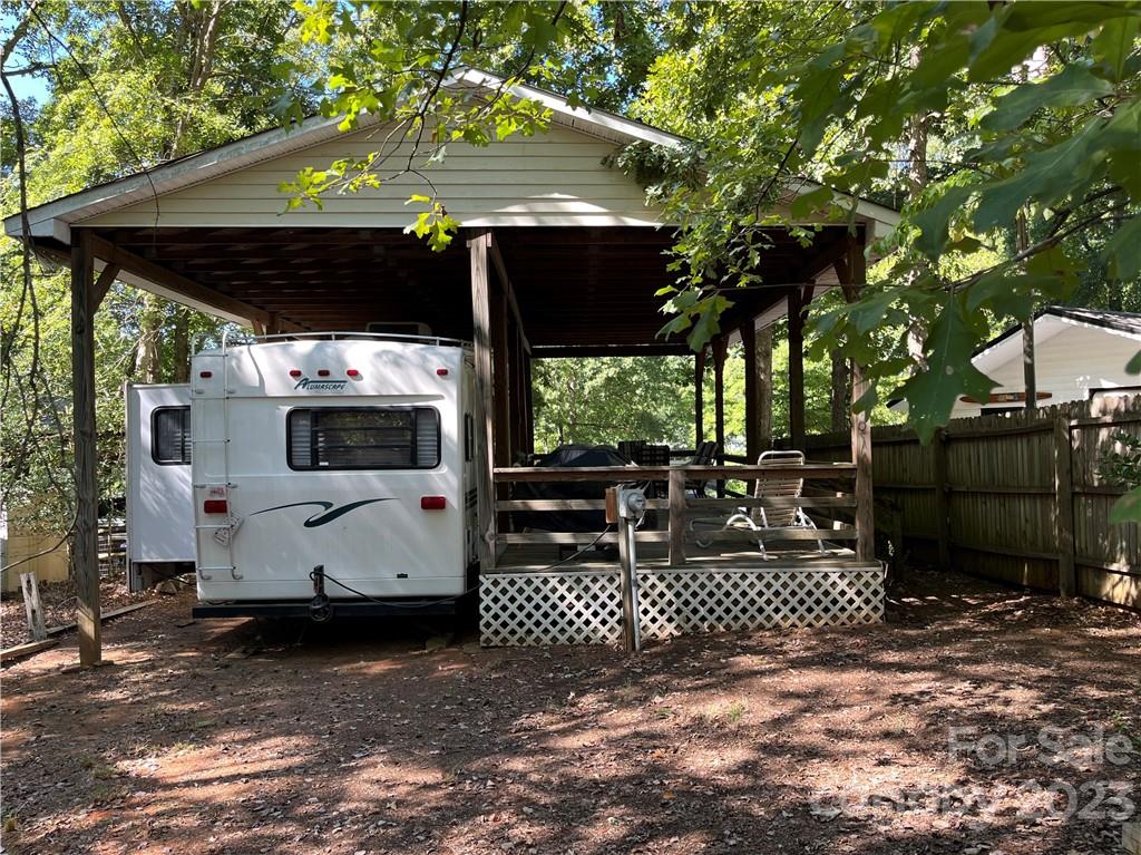 Twin Harbor - Residential