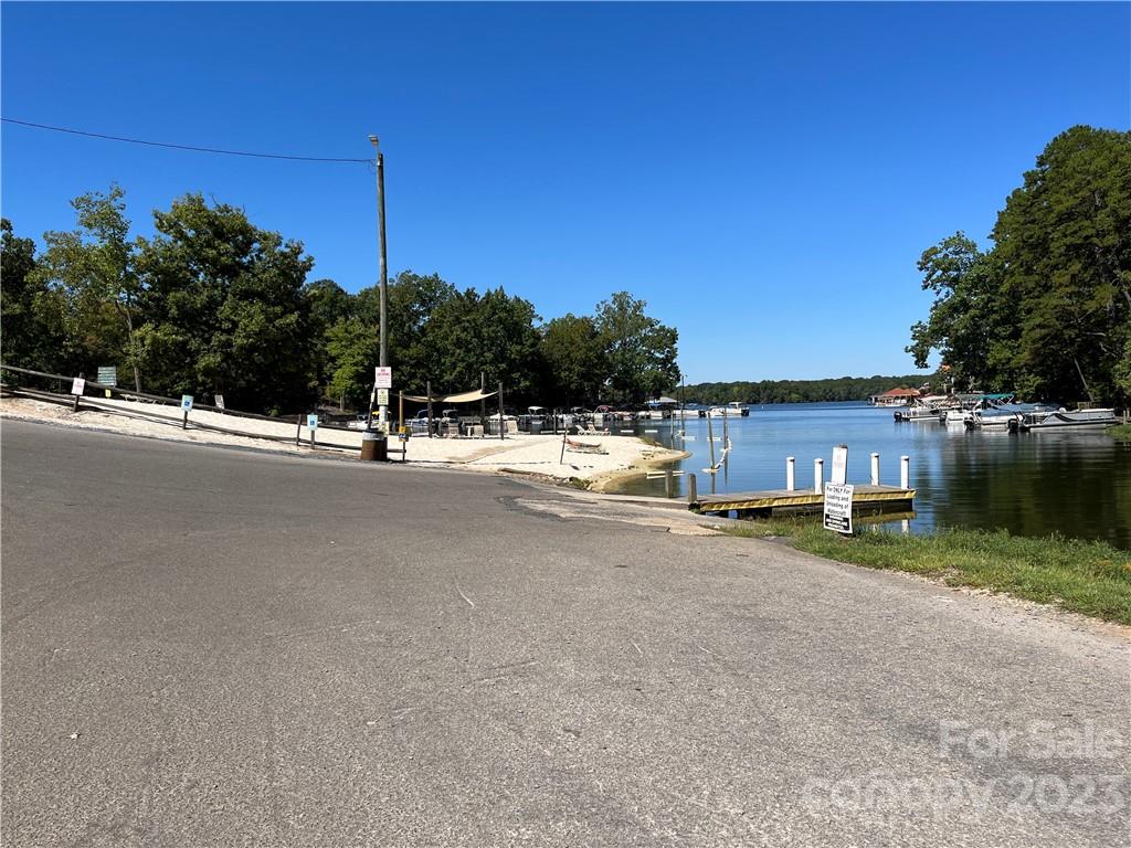 Twin Harbor - Residential