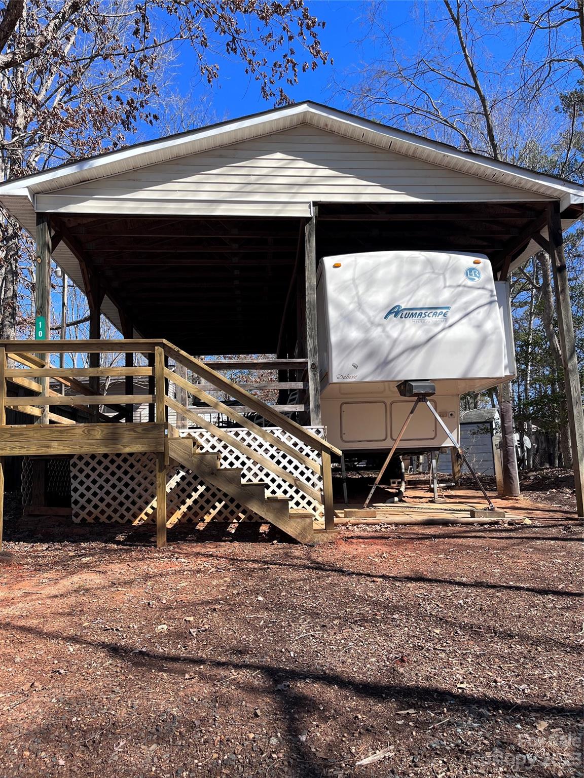 Twin Harbor - Residential