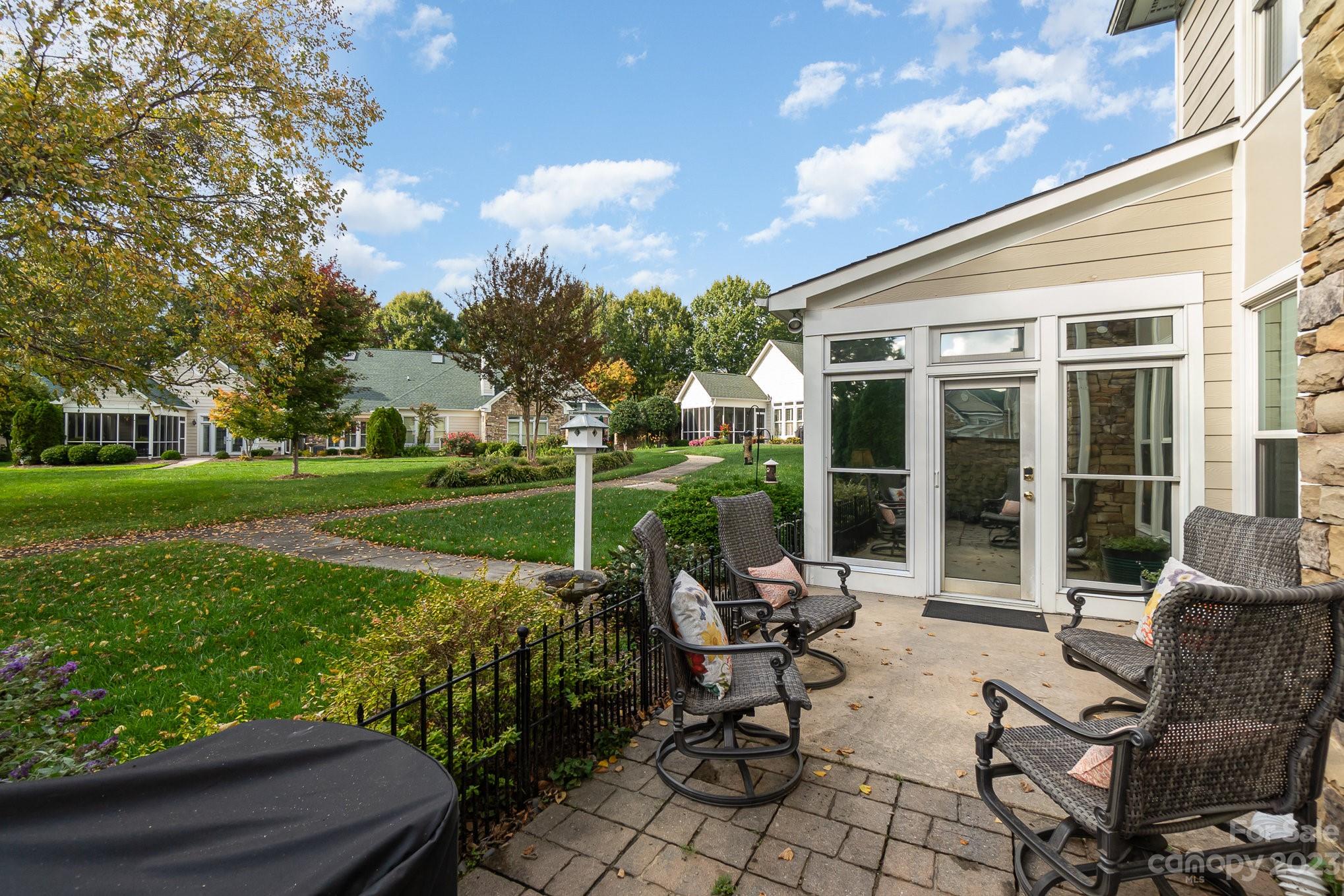 The Greens at Crescent - Residential