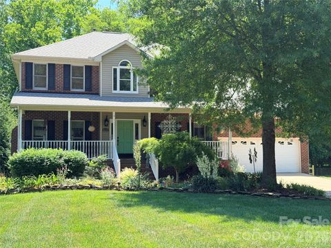 Photo of 8513 Middleton Circle, Harrisburg, NC 28075 (MLS # 4386336)