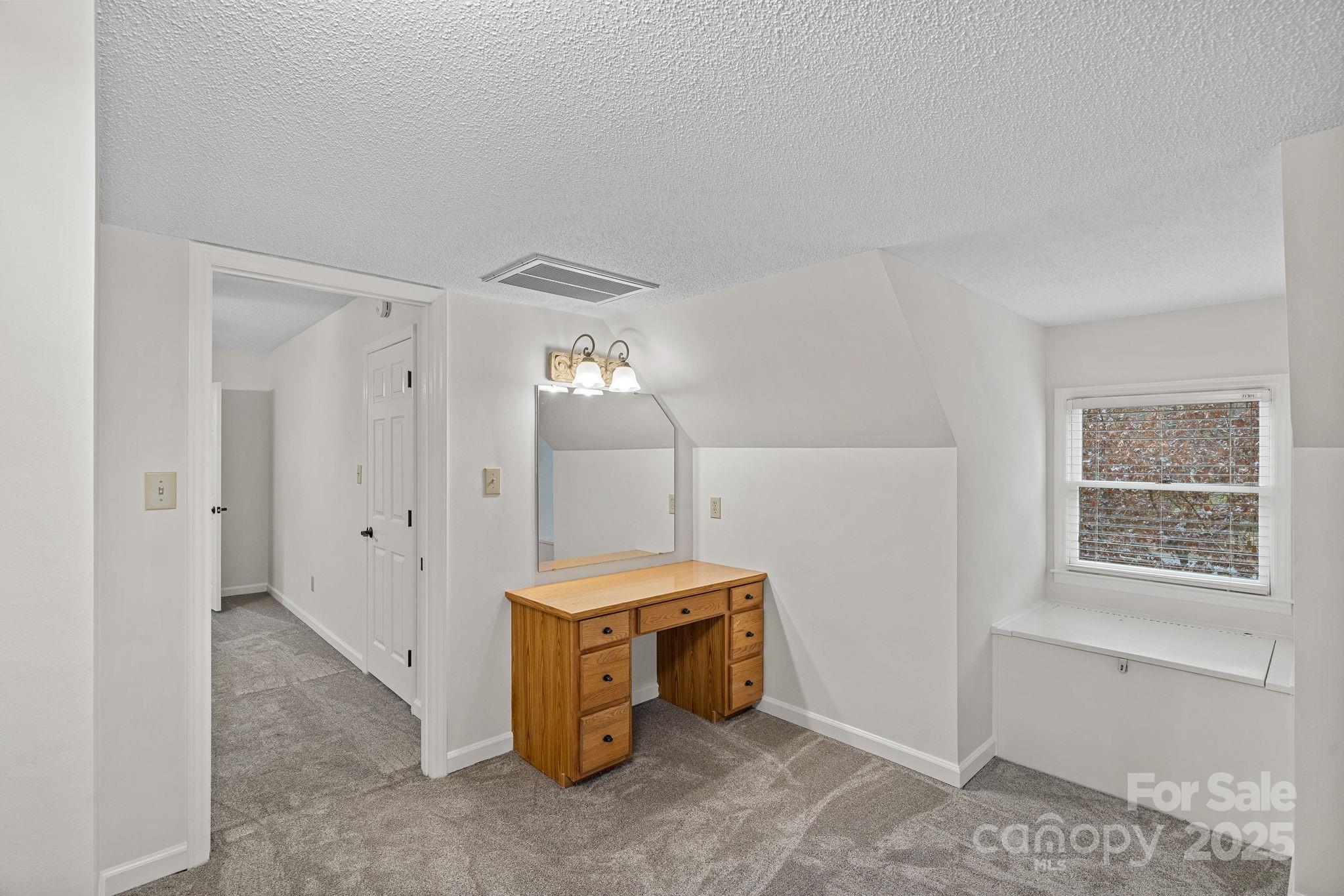 Oakhurst - Residential