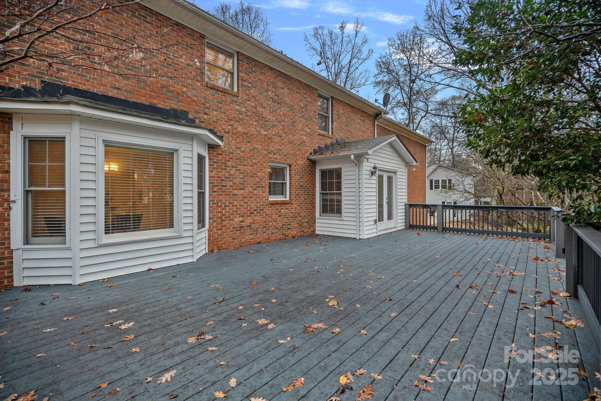 Oakhurst - Residential