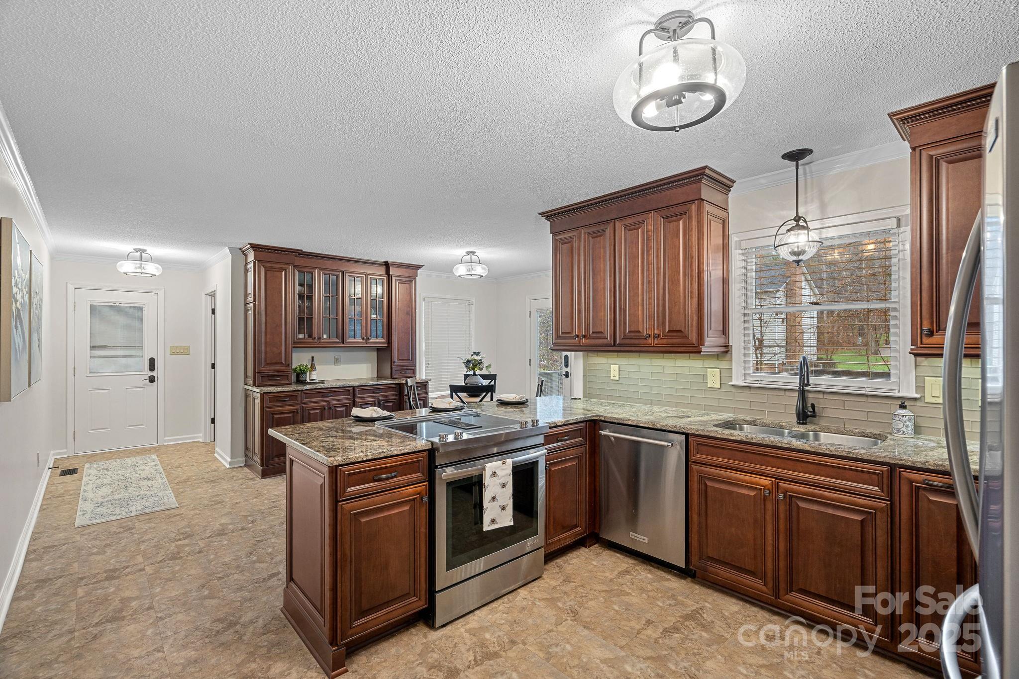 Oakhurst - Residential