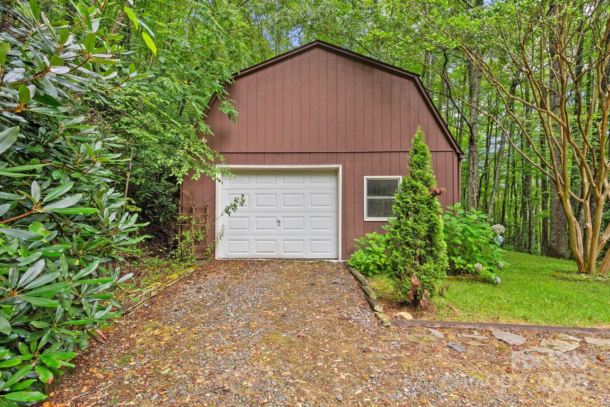 2767 Tanasee Gap Road