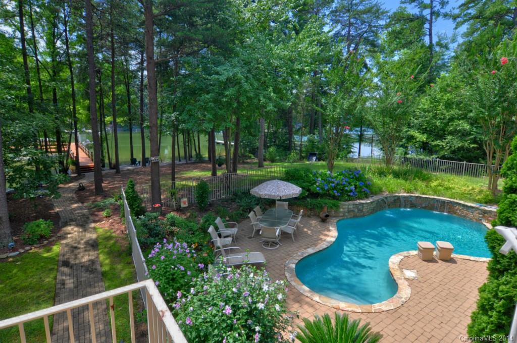 Flagship - Residential