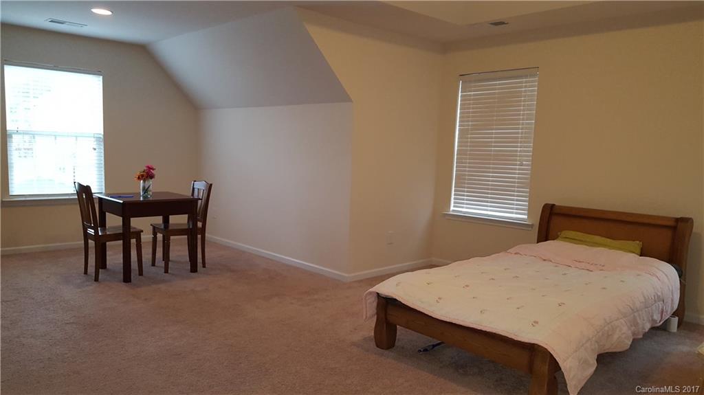 Brookedale Commons - Residential