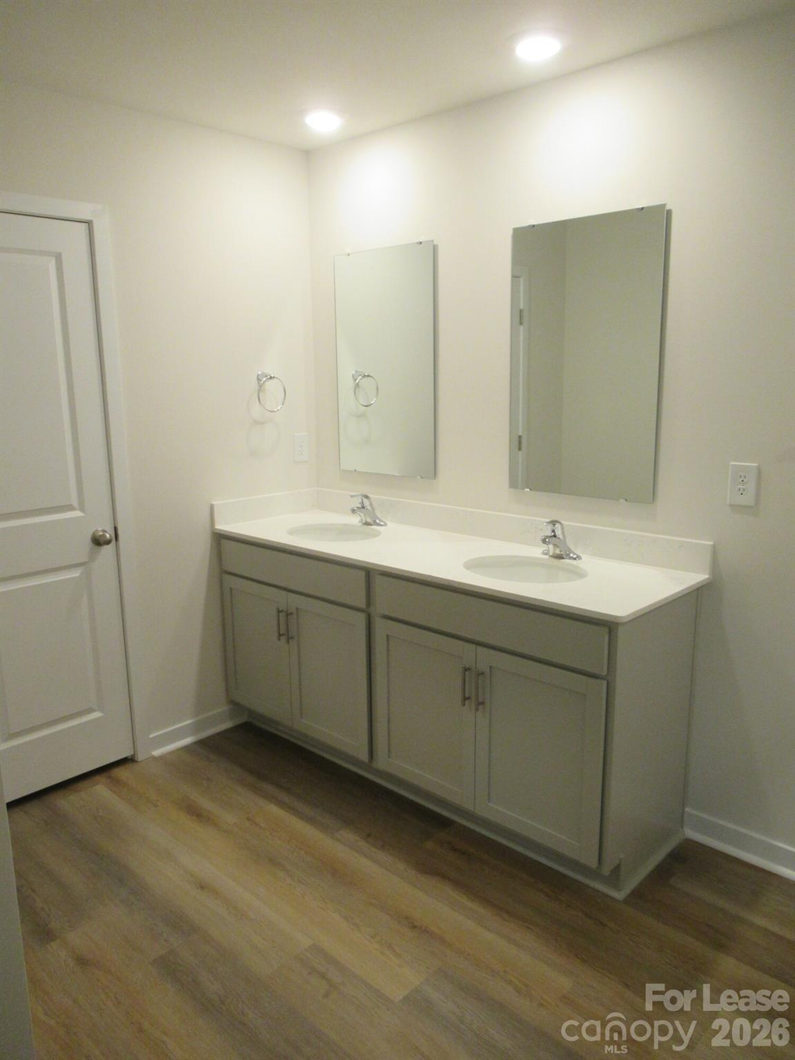 Clark Creek Landing - Residential Lease