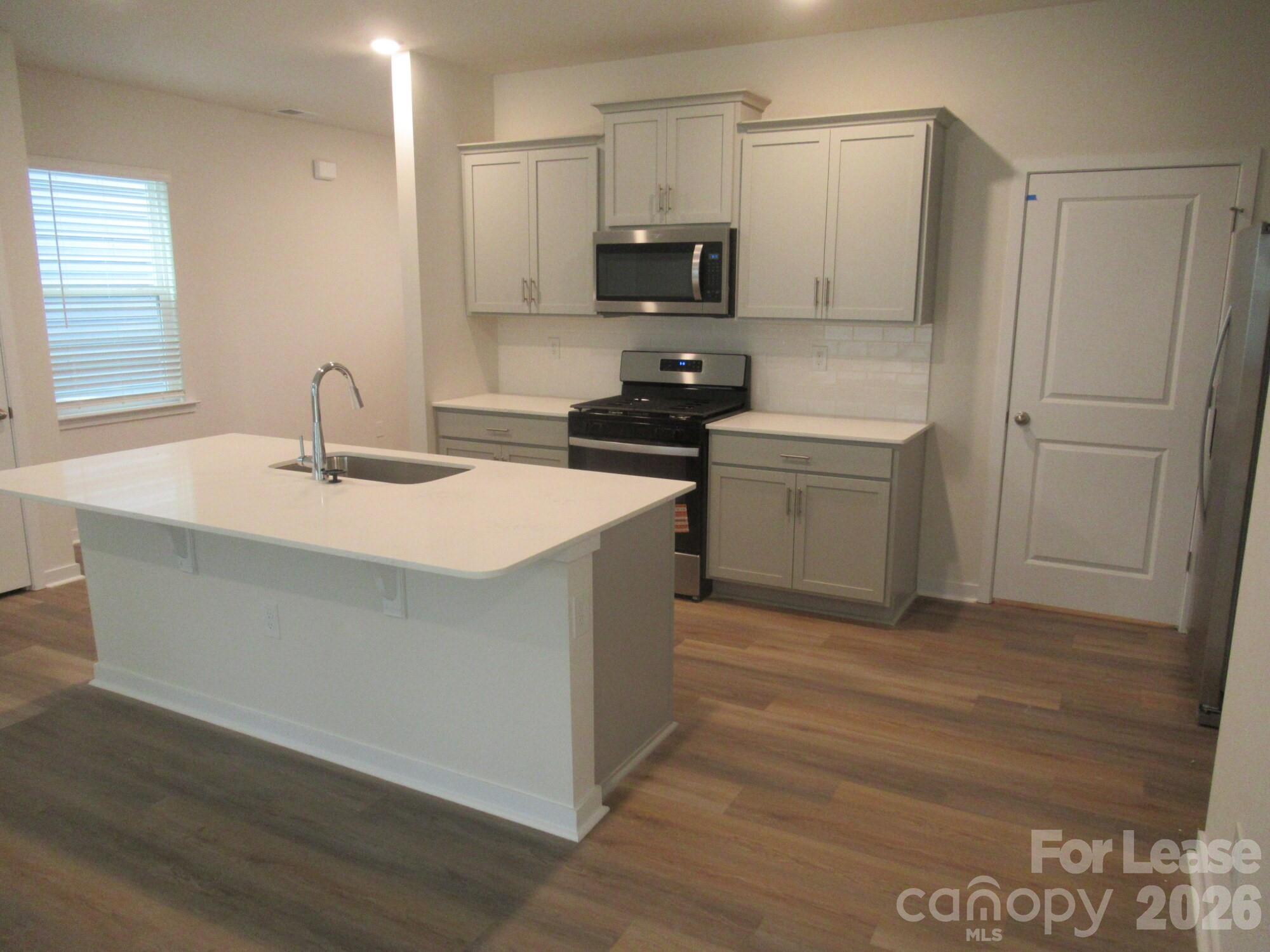 Clark Creek Landing - Residential Lease