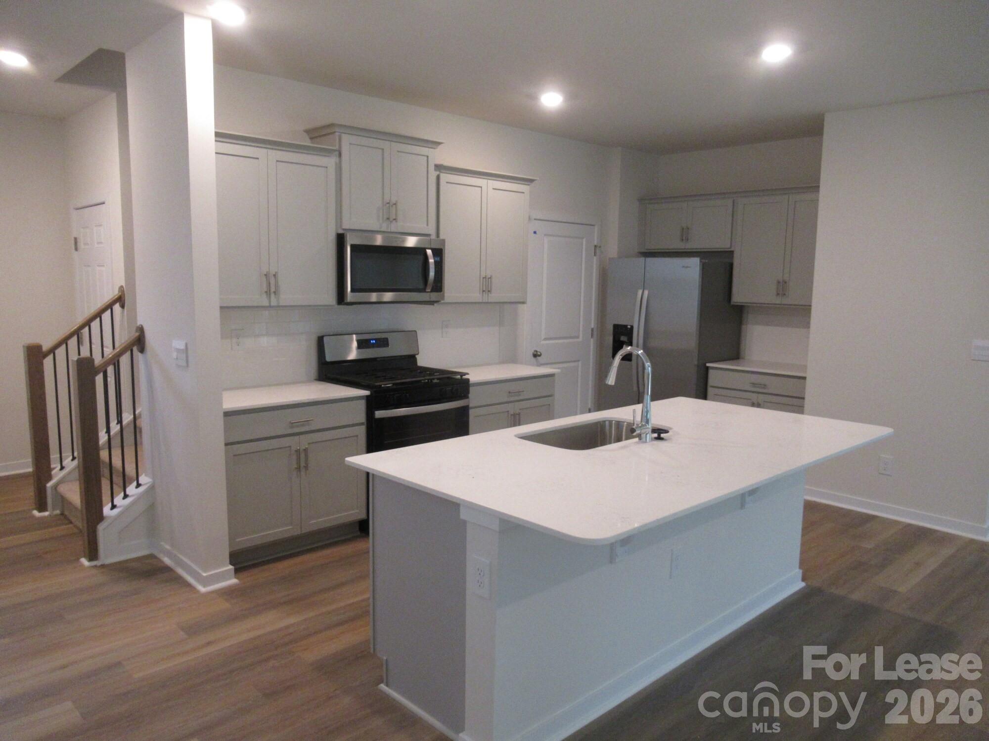 Clark Creek Landing - Residential Lease