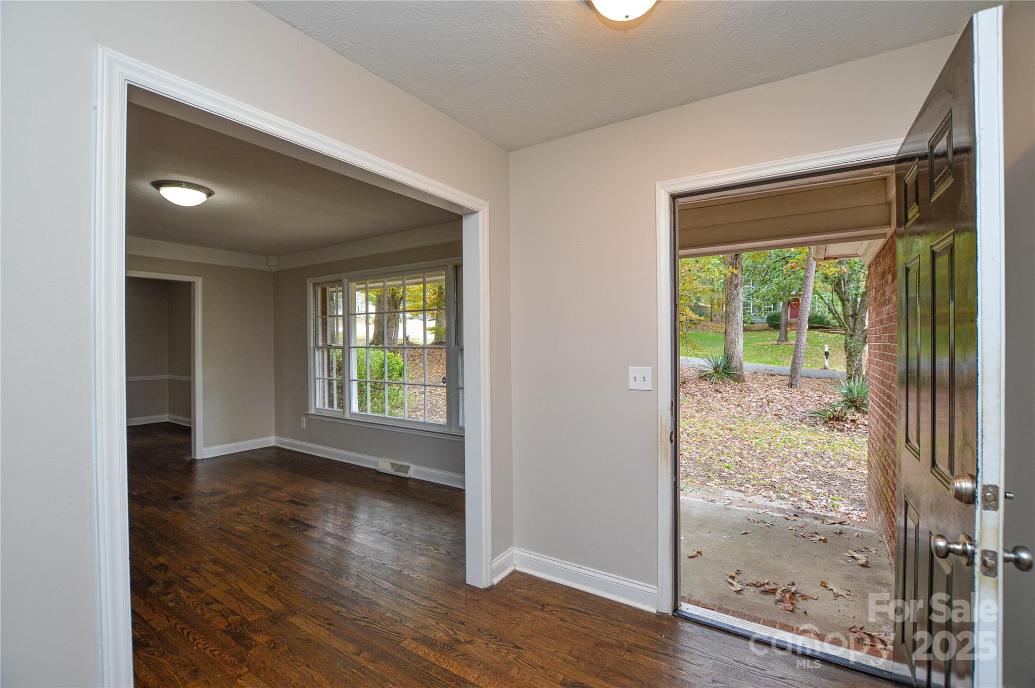 11810 Lansbury Court