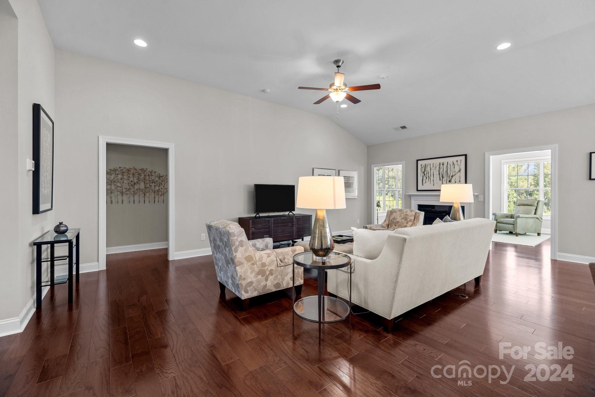 The Villas at Covington - Residential