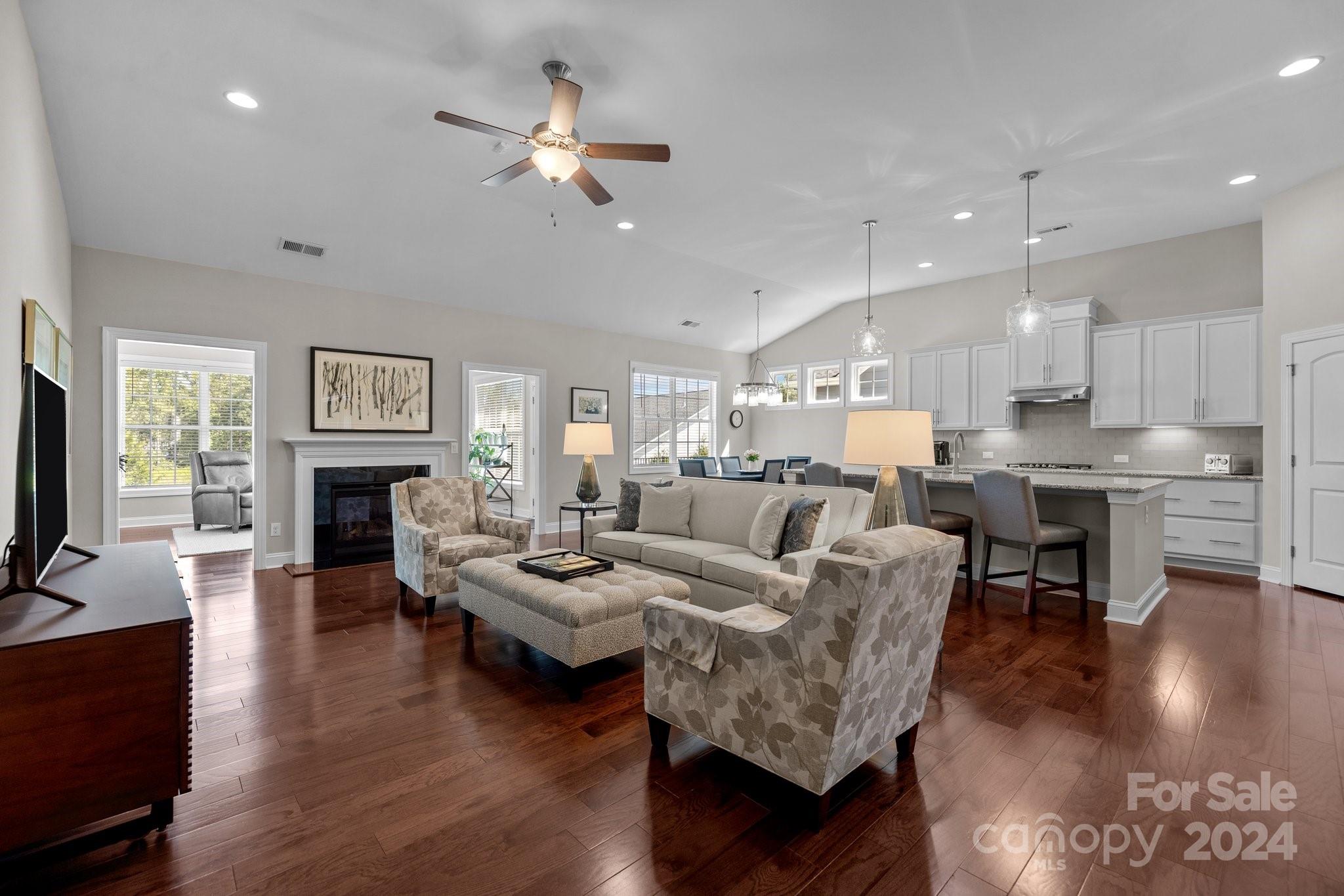 The Villas at Covington - Residential