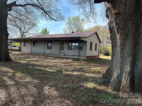 8245 Smith Road Stanfield NC 28163