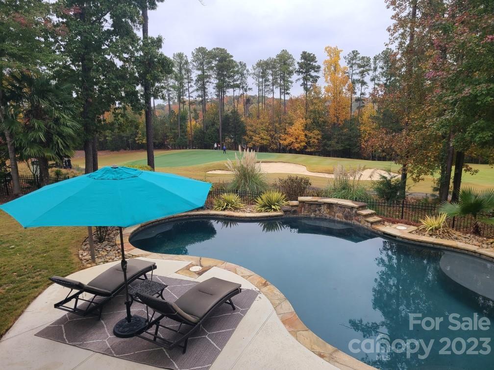 Lake Shore - Residential