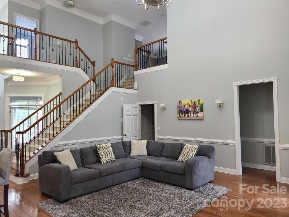 Lake Shore - Residential