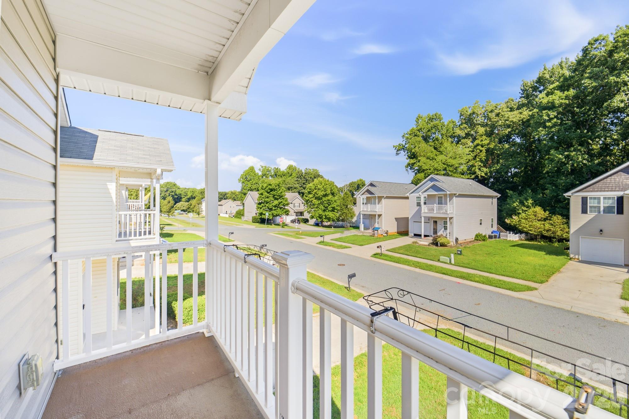 110 Lookout Point Place