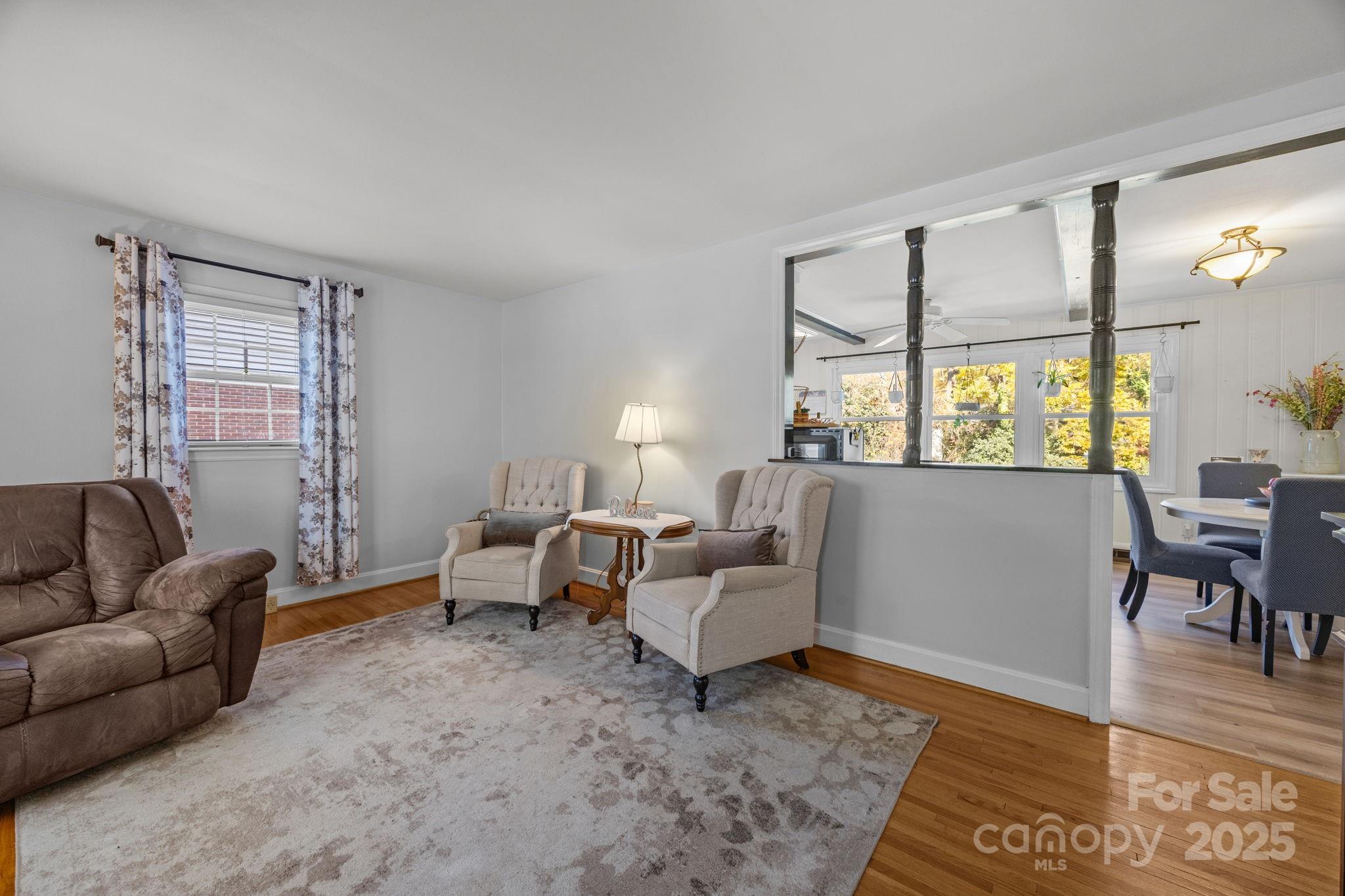 6621 Starcrest Drive