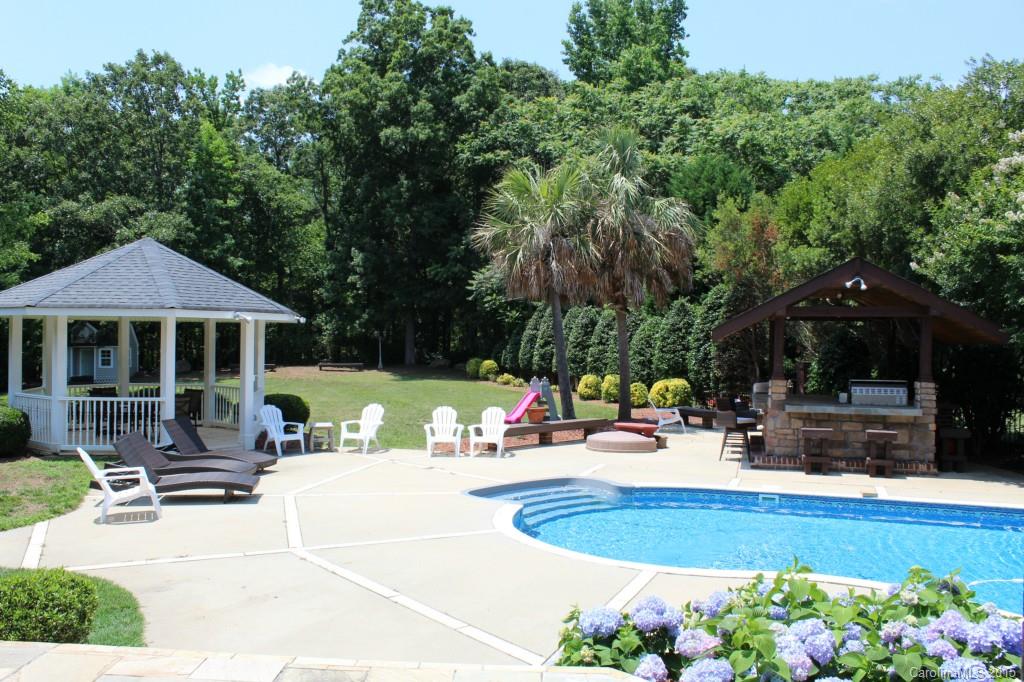 Williamsburg - Residential