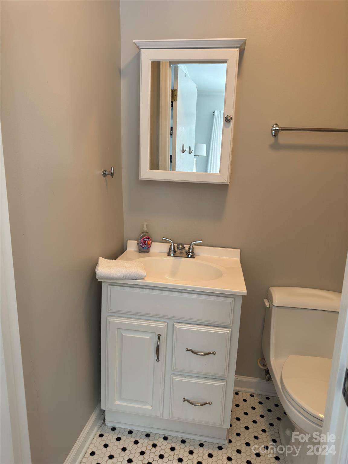 Hickory Point - Residential