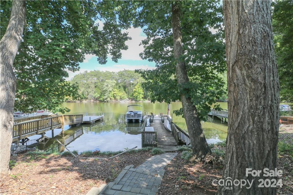 Hickory Point - Residential