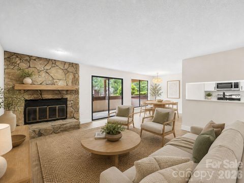 Photo of 7204 Winery Lane, Charlotte, NC 28227 (MLS # 4377469)