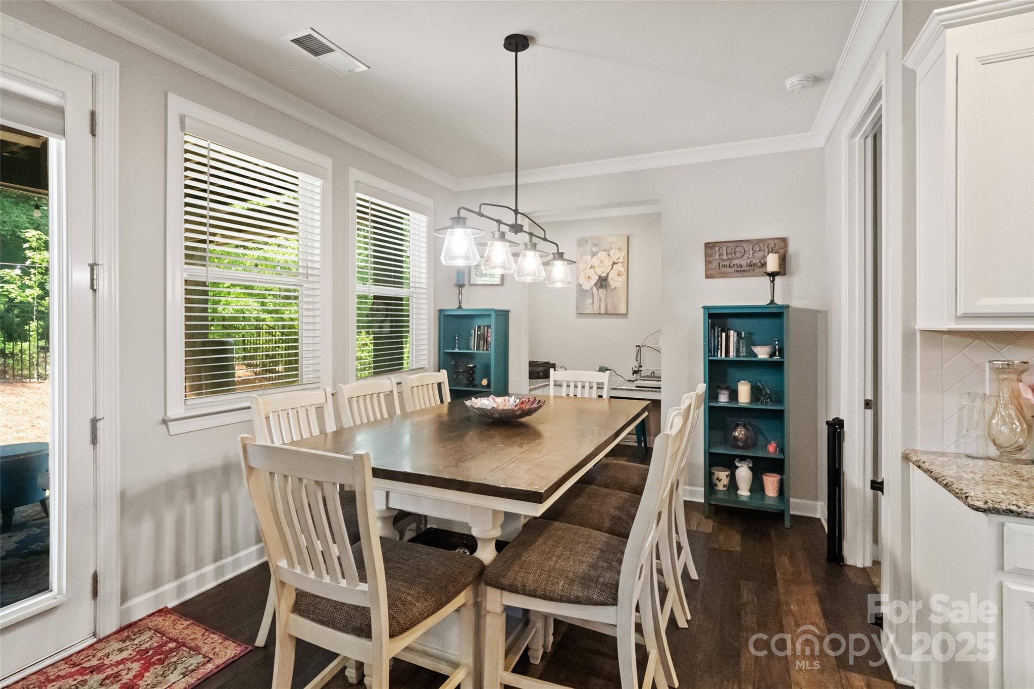 Lake Crest - Residential