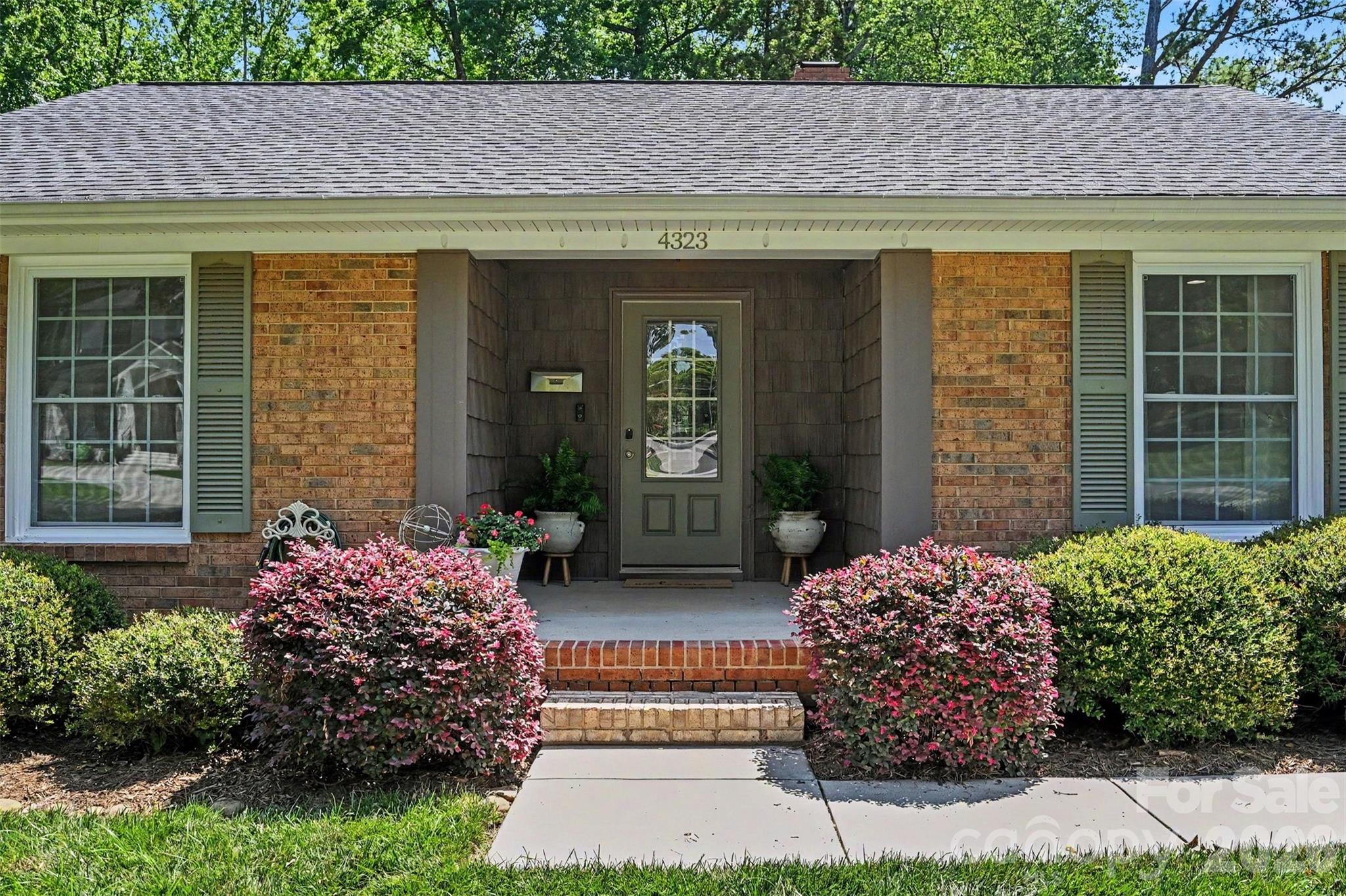 4323 Emory Lane