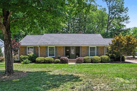 Photo of 4323 Emory Lane, Charlotte, NC 28211 (MLS # 4402642)