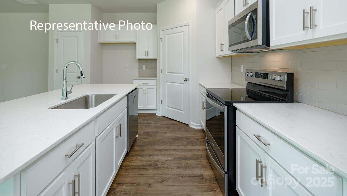 1111 37th Avenue Lane NE